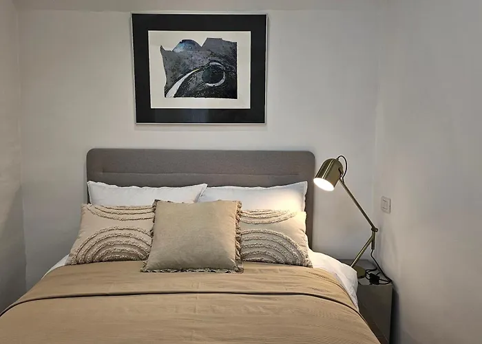 White Sea View - Two Bedroom Διαμέρισμα Ρόβινι