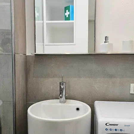 Apartment White Sea View - Two Bedroom