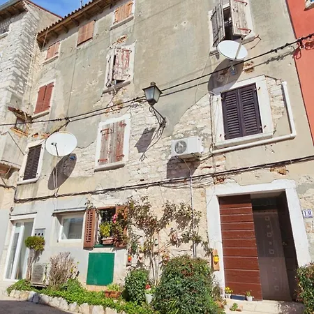 White Sea View - Two Bedroom Апартаменты Ровинь