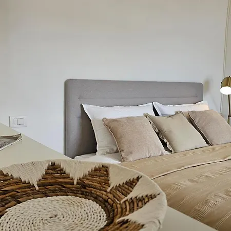 White Sea View - Two Bedroom Апартаменты Ровинь