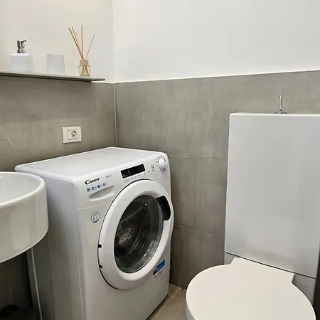 White Sea View - Two Bedroom Апартаменты Ровинь